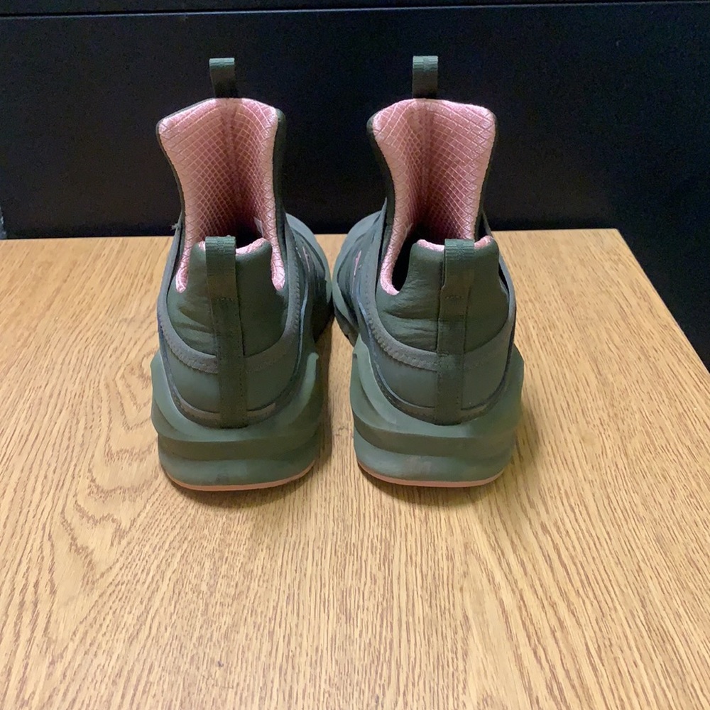 Puma Shoes - Picture 3 of 3
